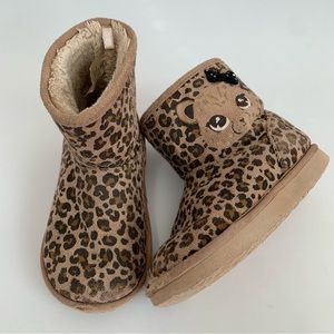 H&M Leopard or Cheetah Faux suede Boots Faux fur lined bow, toddler size 10-11.5